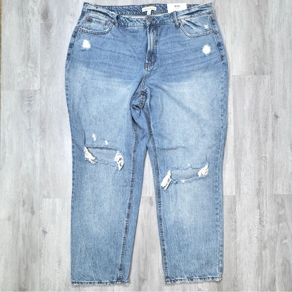 Women's Slim Straight 90's Jeans 16W NWT Plus Size Distressed Blue 100% Cotton